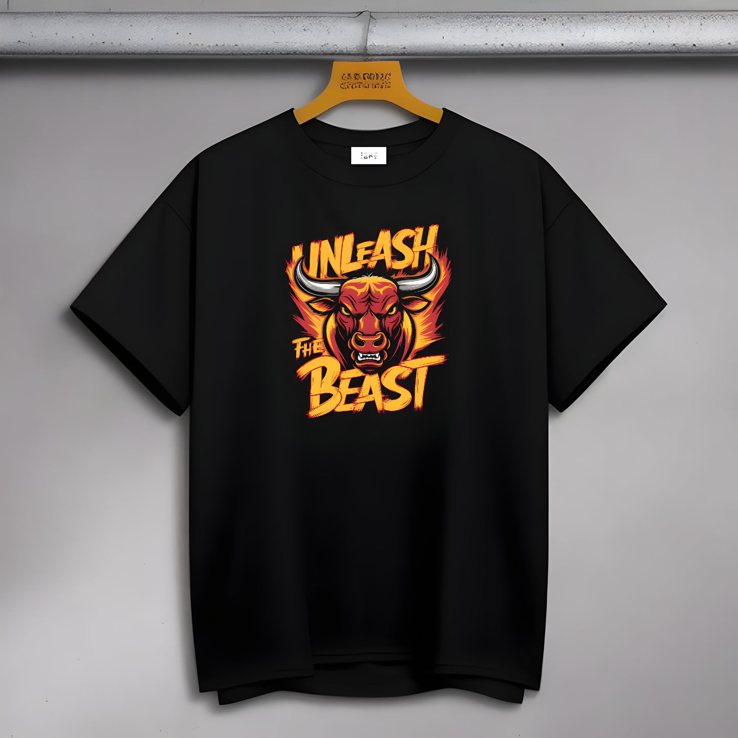 Unleash the beast, Oversized T-Shirt